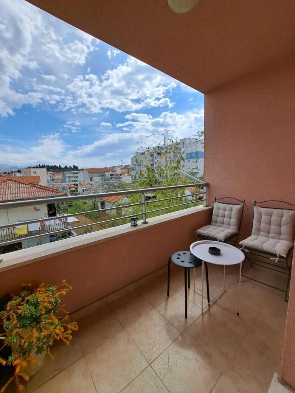 Apartment Slava - Close To The Mall สปลิท ภายนอก รูปภาพ