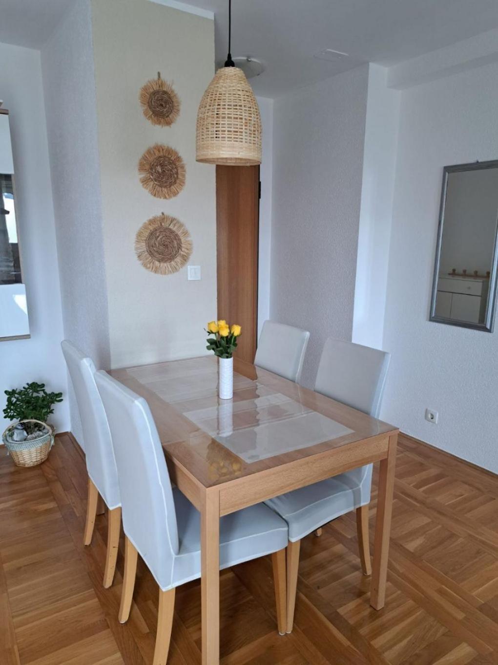Apartment Slava - Close To The Mall สปลิท ภายนอก รูปภาพ